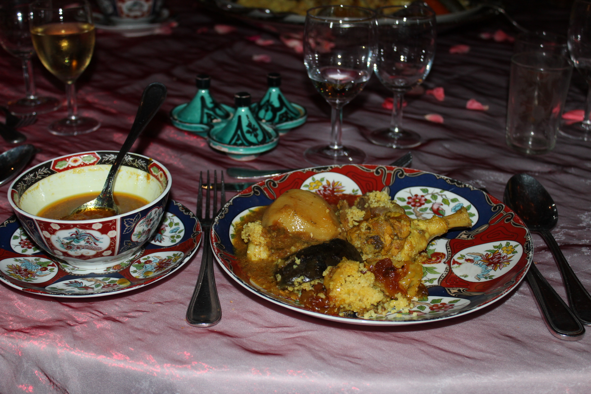 food restaurant ©OHMYGOSSIP/ Helena-Reet Ennet