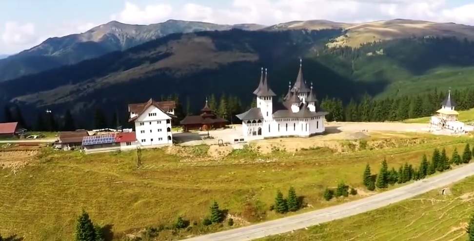 Romania ohmygossip 1