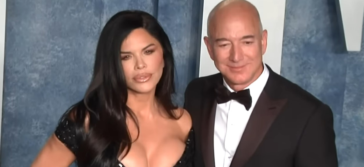 jeff bezos and lauren youtube